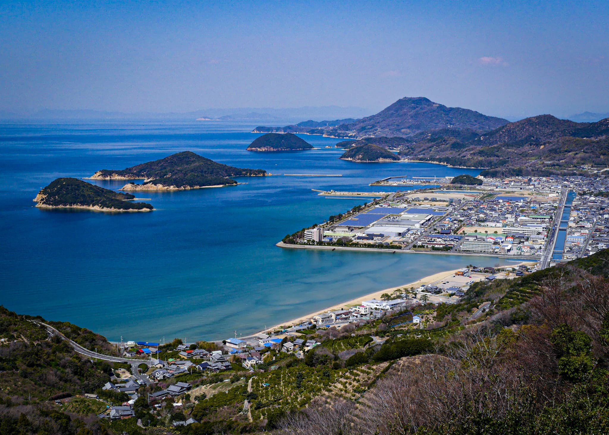 拠点のある香川県三豊市仁尾町の風景